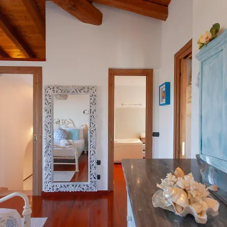 فيلة Luxury Seaview - Marinella *